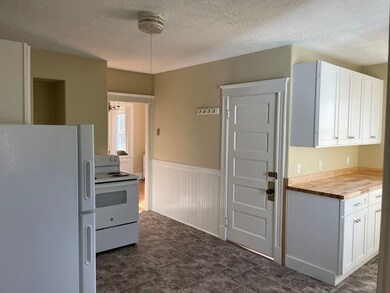 472 N Washington St unit 2, North Attleboro, MA 02760 - photo 5