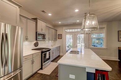 820 Riverton Way (24)