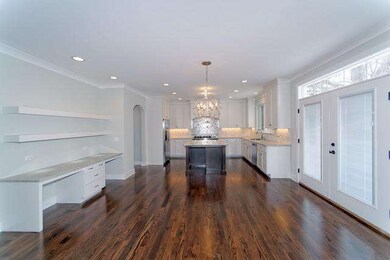 237 N Geneva Ave, Elmhurst, IL 60126 - photo 6