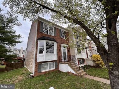 3762 Farmland Dr, Fairfax, VA 22033 - photo 2