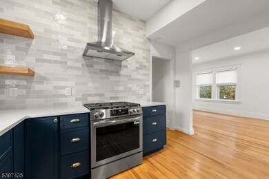 39 Walnut St unit 2, Montclair, NJ 07042 - photo 7