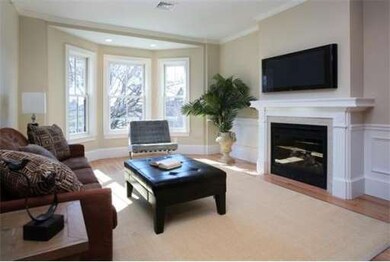 42 Winthrop St, Charlestown, MA 02129 - photo 2