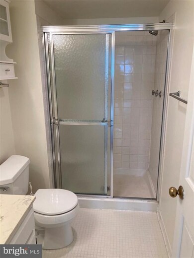 7640 Tremayne Place unit 203, McLean, VA 22102 - photo 7