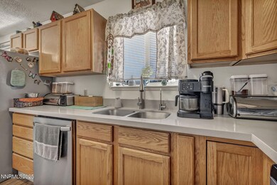 1041 Roberta Ct, Fallon, NV 89406 - photo 7