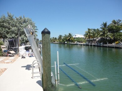 Dock and Easy Ocean and Bay Access