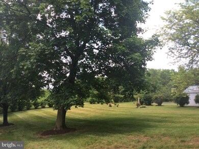 87 Carlton Cir, Saint Thomas, PA 17252 - photo 7