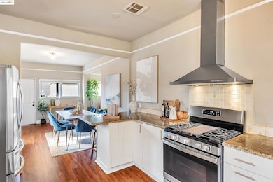 964 61st St, Emeryville, CA 94608 - photo 7