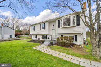 11109 Crest Ln, Bealeton, VA 22712 - photo 3