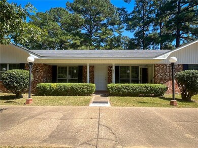 207 Holiday Cir, Pineville, LA 71360 - photo 5