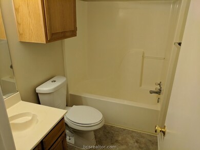 1001 Autumn Cir unit A, College Station, TX 77840 - photo 2