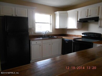 2747 Hidden Village Dr, Jacksonville, FL 32216 - photo 4