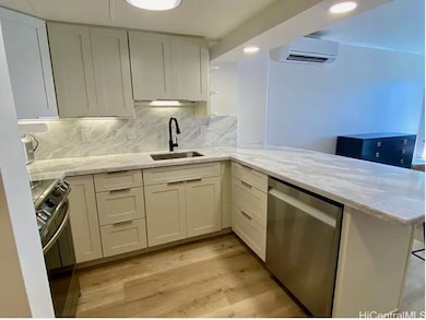 The Ilikai Residential unit 901, Honolulu, HI 96815 - photo 7