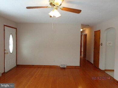 17301 Diane Dr, Hagerstown, MD 21740 - photo 4