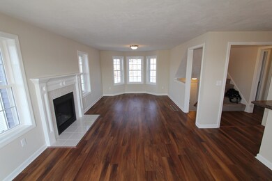 39 Bittersweet Blvd, Worcester, MA 01607 - photo 3