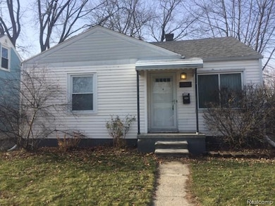 21801 Shakespeare Ave, Eastpointe, MI 48021 - photo 3