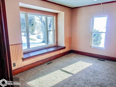 107 W Weissenburger St, Laurel, IA 50141 - photo 5