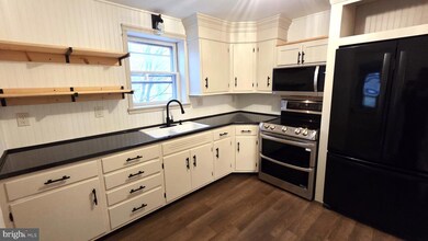 735 W Broad St, Quakertown, PA 18951 - photo 7