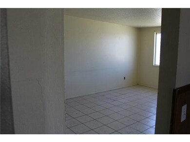 320 Yolanda Dr, El Paso, TX 79915 - photo 4