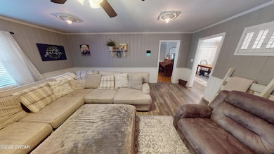 1903-Glen-Oaks-Ln-10312025_104714