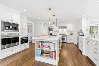 14 Plymouth Rd, Wellesley Hills, MA 02481 - photo 4