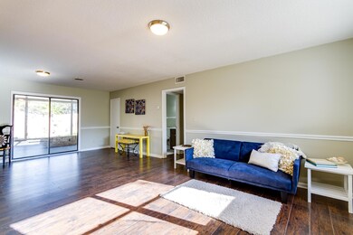 2146 Bo Peep Ct, Jacksonville, FL 32210 - photo 4