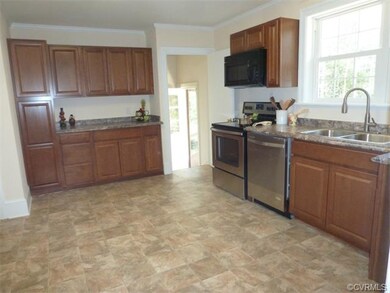 Cooks Delight! New Counter Tops, New Cabinets, Sta