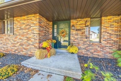 1928 S A St, Jasper, IN 47546 - photo 3