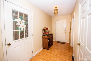 400 Camelot Dr, Statesville, NC 28625 - photo 6