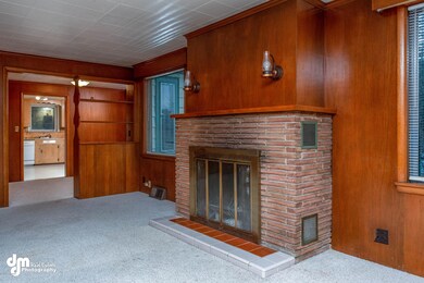 Living Room_4027-FULL