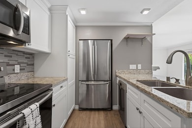 957 Fulton Ave, Sacramento, CA 95825 - photo 7