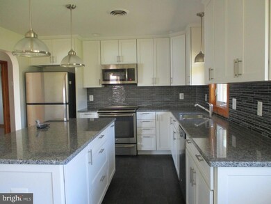 24244 Half Pone Point Rd, Hollywood, MD 20636 - photo 3