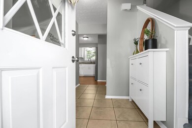 5-web-or-mls-754-hines-rd
