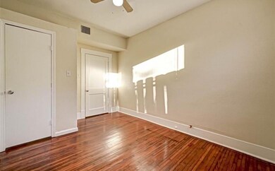 1748 Richmond Ave unit 4, Houston, TX 77098 - photo 2