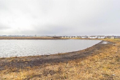 9408 Rushbrook Dr, Johnston, IA 50131 - photo 3