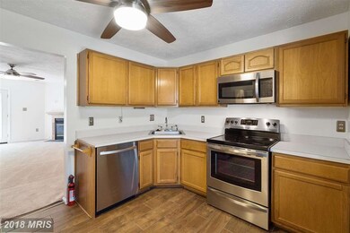 11554 Joyceton Dr, Upper Marlboro, MD 20774 - photo 4