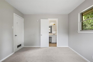 1206 Tanglewood Dr, Cleburne, TX 76033 - photo 6