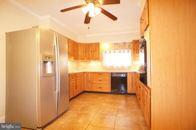 2401 Hammonds Ferry Rd, Halethorpe, MD 21227 - photo 5