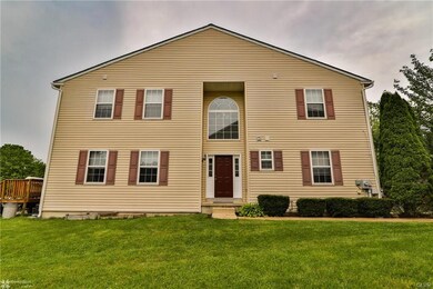 6925 Hunt Dr, Macungie, PA 18062 - photo 3