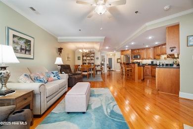 300 Midyette St unit A8, Oriental, NC 28571 - photo 3