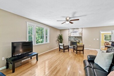 78 Rattlesnake Hill Rd, Andover, MA 01810 - photo 4