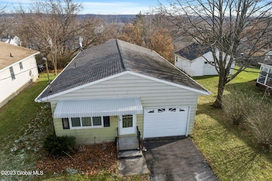31-web-or-mls-11-hampton-st