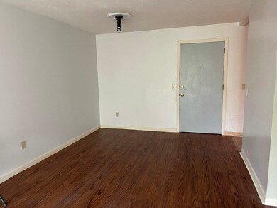 176 Maple Ave unit 2-34, Rutland, MA 01543 - photo 5