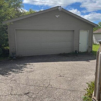 811 W Alma Ave, Flint, MI 48505 - photo 3