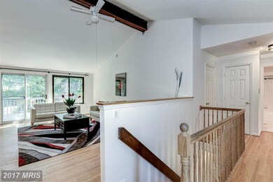 14905 Chestnut Ridge Ct, North Potomac, MD 20878 - photo 2