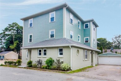 3 Fir St unit 2, Newport, RI 02840 - photo 3