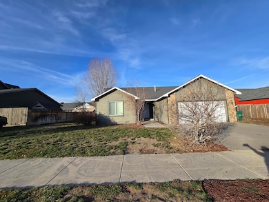 5151 Regency Dr, Klamath Falls, OR 97603 - photo 3