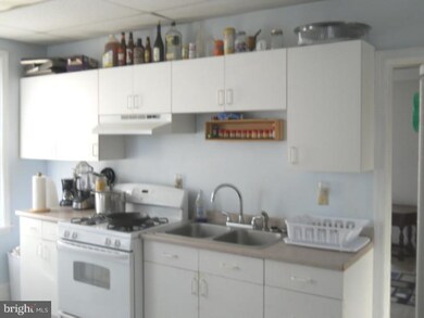 204 Rutland Ave, Mount Holly, NJ 08060 - photo 5