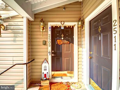 2509 Einstein St unit 226, Herndon, VA 20171 - photo 4