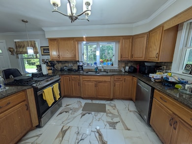 541 Benson Rd, Middlebury, CT 06762 - photo 6