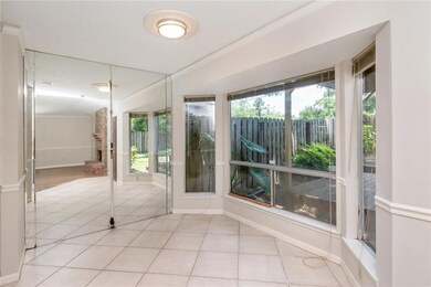 Overlooks courtyarrd